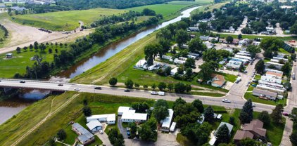 700 6th Avenue SE, Mandan