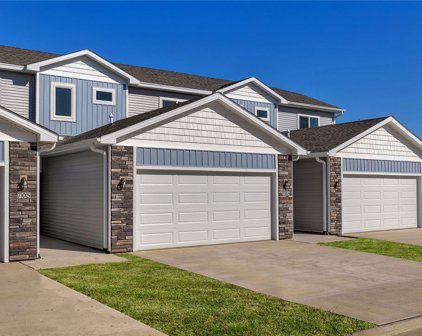 245 NW Greenway Place, Waukee