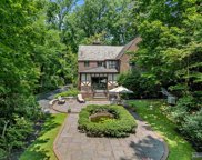 36 Forest Road, Tenafly image