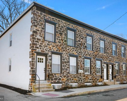 406 W Chestnut St, West Chester