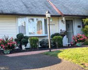 115 Kenwood Dr Dr N, Levittown image