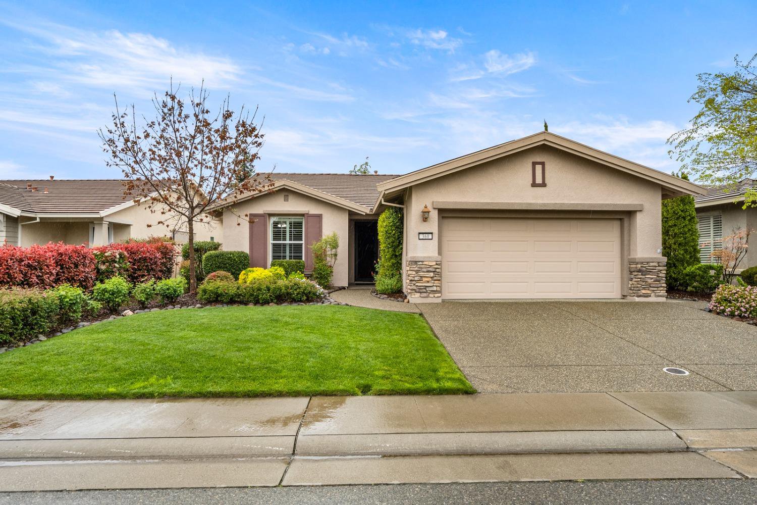 MLS 224028763 Sun City Lincoln Hills 360 Stags Leap Lane