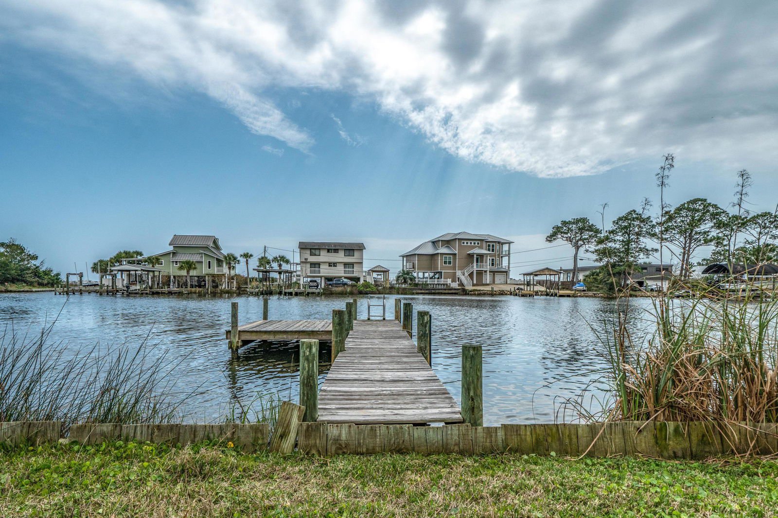 350 SE Se Brooks Street, Fort Walton Beach FL 32548, Property Listing