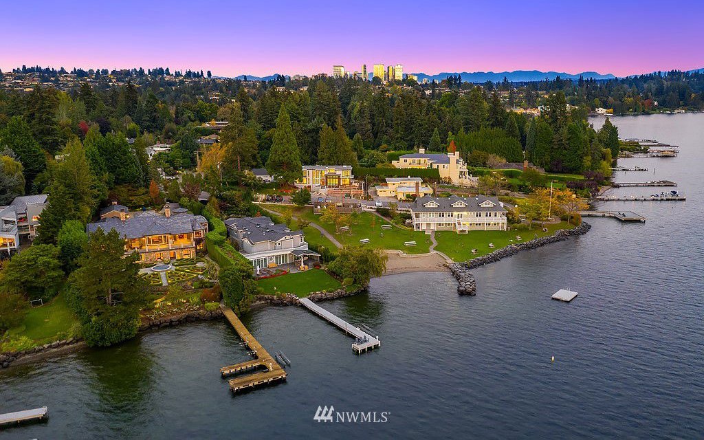 10262021 RES Undisclosed, Medina, WA 98039