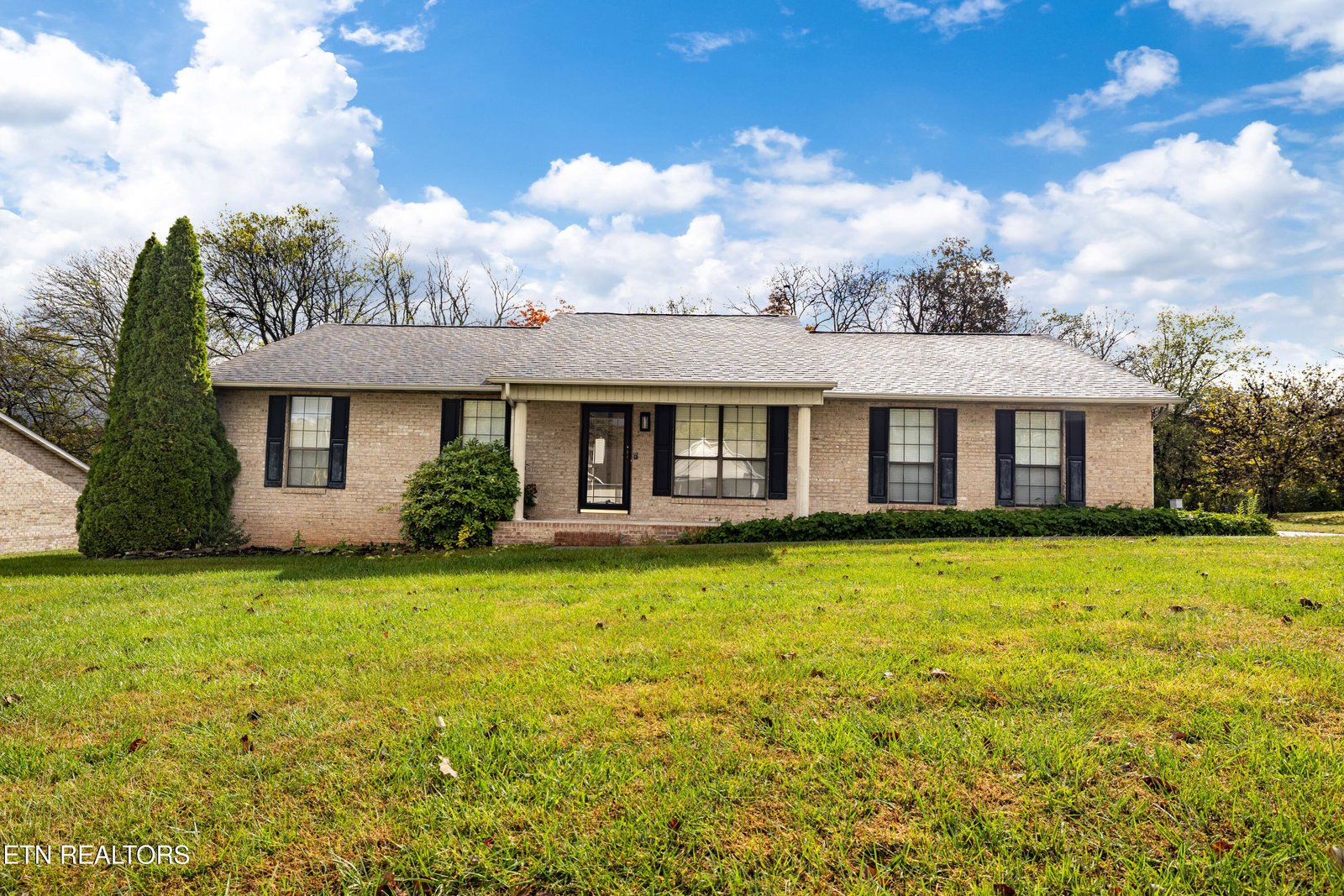 1424 John Sparks Drive, Friendsville, 37737
