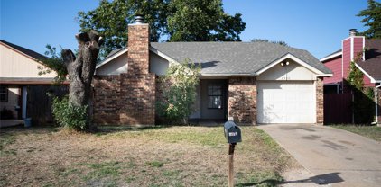 2510 Bamberry  Drive, Fort Worth