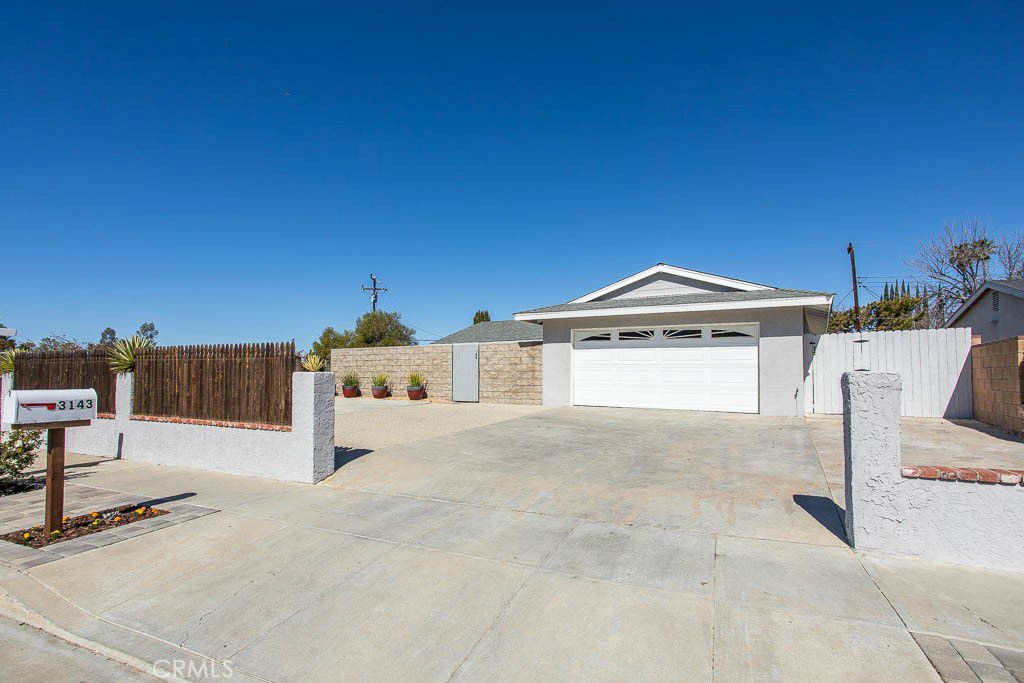 3143 Royal Avenue, Simi Valley, 93065