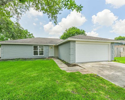 4937 Meadowood Circle, Baytown