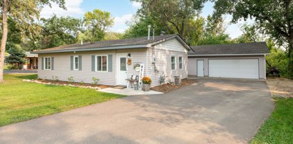 12 West Road, Circle Pines
