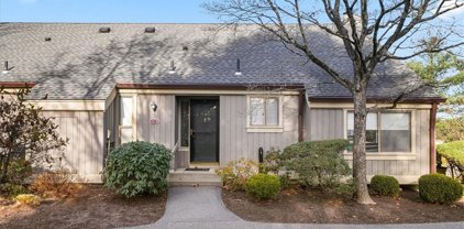 327 Heritage Hills Unit #B, Somers