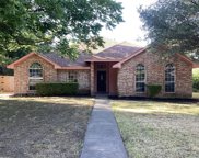 108 Chevy Chase  Lane, Waxahachie image