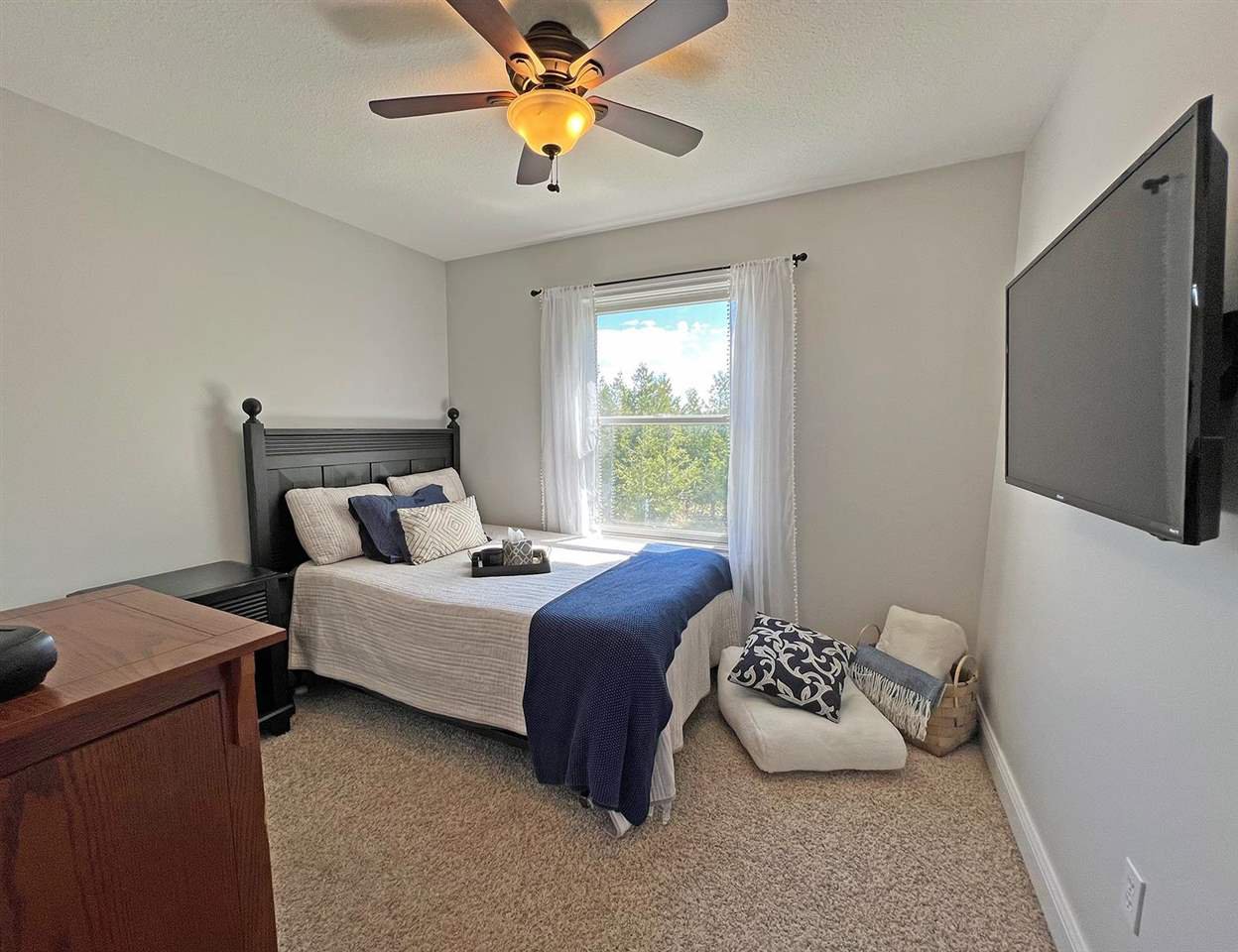 07150 Applewood Drive, Charlevoix, 49720