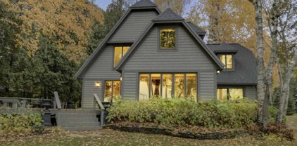 7100 Meadowoods Lane, Boyne City