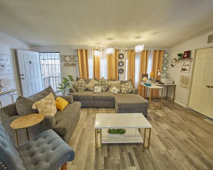 20 Russell RD 9, Salinas