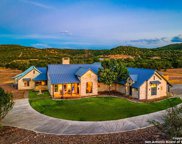 4149 Fm 1077, Bandera image