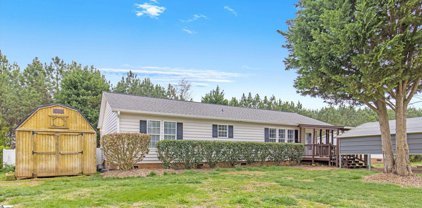 24 River Meadows Court, Greenville