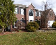 274 Sutherland Dr, Peters Twp image