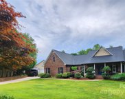 168 Picwyck  Drive, Mooresville image