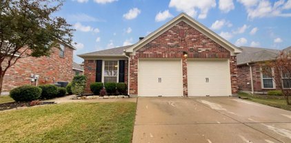 9208 Peaceful  Terrace, Fort Worth