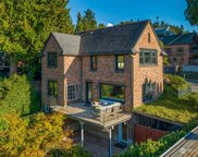 5618 SW Admiral Way, Seattle image