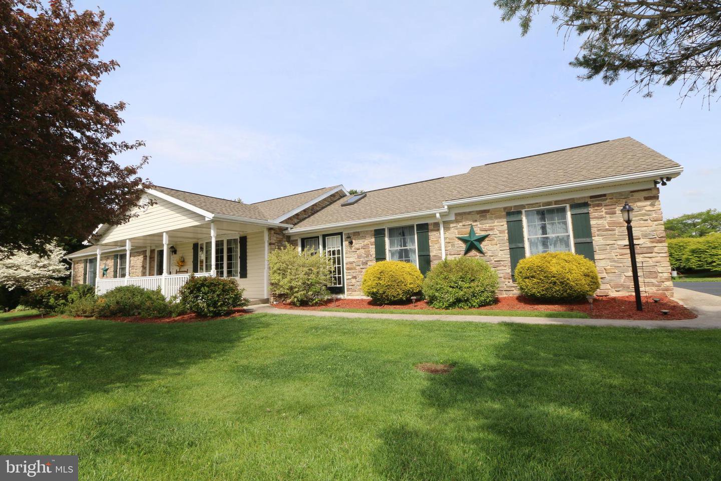 19504 Thomas Drive, Hagerstown, 21740