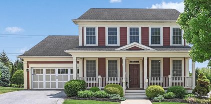 561 Constitution Dr, Ephrata