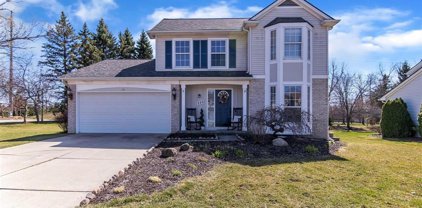 999 WESTBROOKE, South Lyon