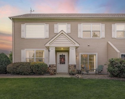 1899 Wildflower Court, Shoreview