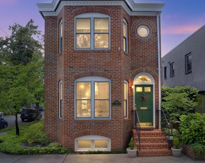 900 Pendleton St, Alexandria