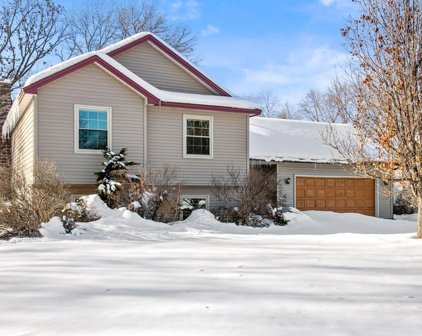 7590 Lakeside Road NE, Fridley