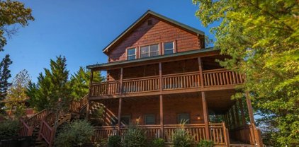 3531 Peggy LN, Pigeon Forge