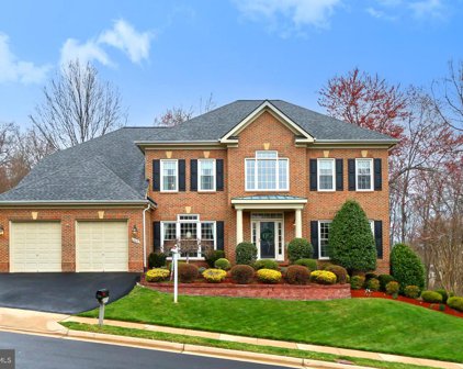 7019 Highland Meadows Ct, Alexandria