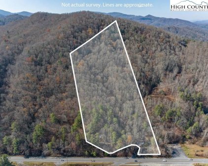 174 & 218 Leafy Lane, Boone