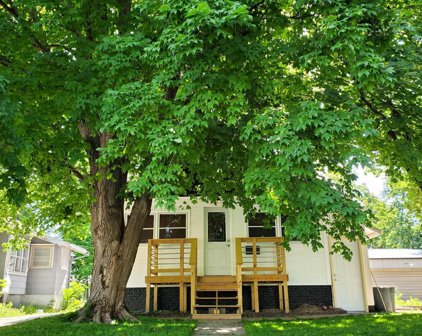 623 N Park  Avenue, Centerville