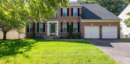 4206 Huntchase Dr, Bowie