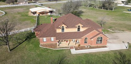 10101 Round Hill  Road, Fort Worth