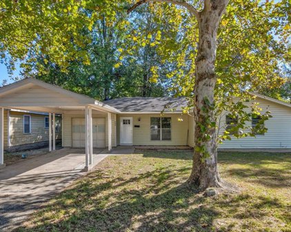 695 Smelker St, Beaumont