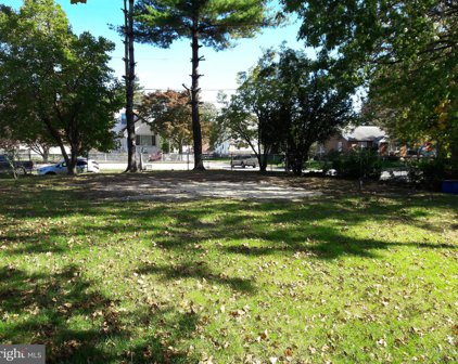 Taylor Ave, Essington