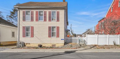 34 W Stiegel St, Manheim