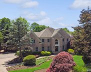 6 Mettowee Farms Court, Upper Saddle River image