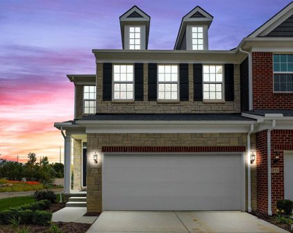40115 Premier, Plymouth