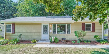 5225 Pennsylvania Avenue N, New Hope
