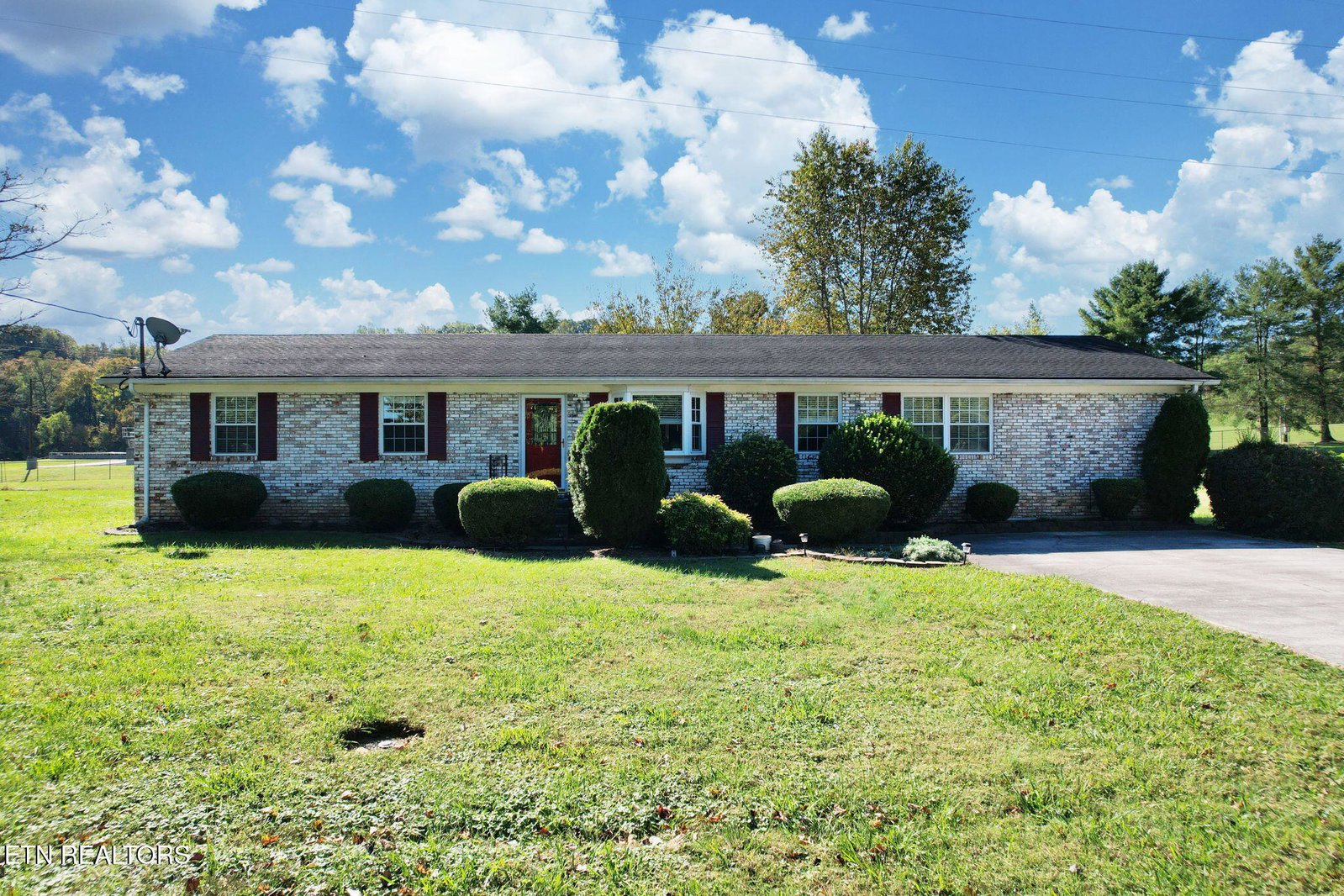 5920 Meadowland Drive, Knoxville, 37924