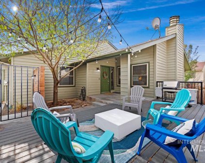 137 S Quail Run Place, Boise