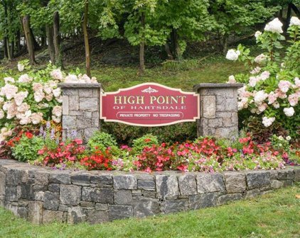 200 High Point Drive Unit #312, Hartsdale
