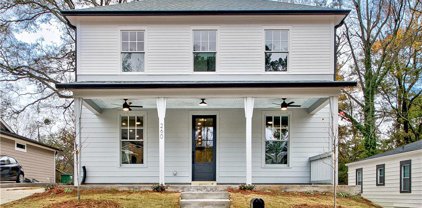 260 Birch St, Hapeville