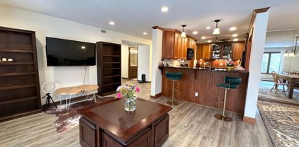 5901 Laurel Avenue Unit #226, Golden Valley