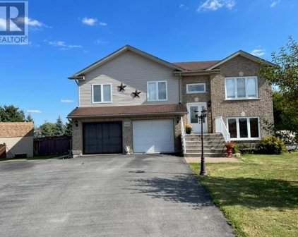 4624 Beaudelaire Court, Val Therese