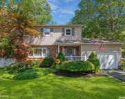 452 Helene Ave Avenue, Shirley image