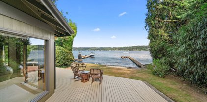 1416 West Lake Sammamish Pkwy  SE, Bellevue